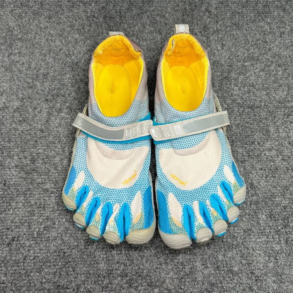 Vibram FiveFingers Bikila Shoes Women's Size‎ 9 Grey Athletic Training Sneakers